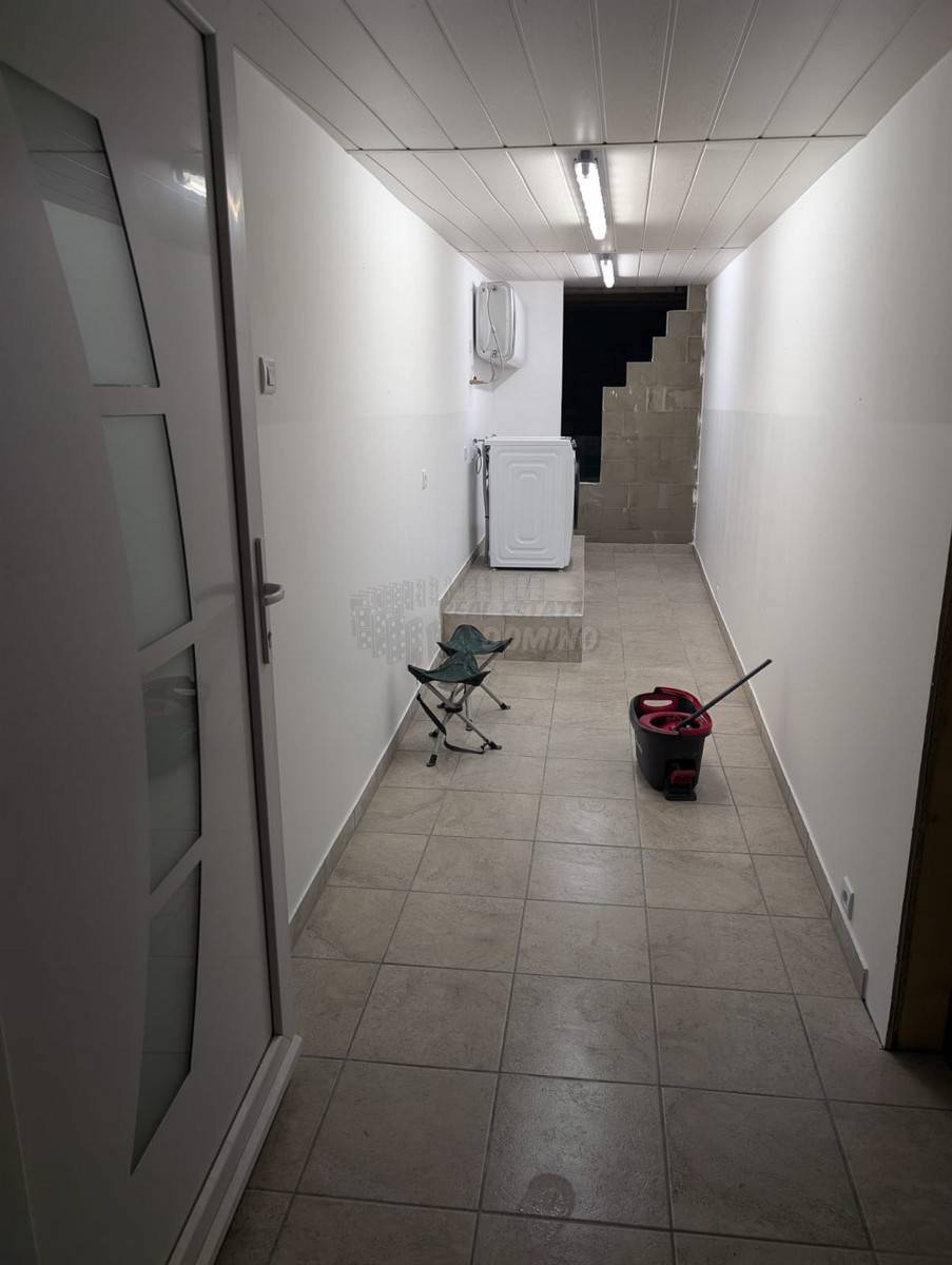 Seconda linea verso il mare! Casa indipendente! L'isola di Krk!