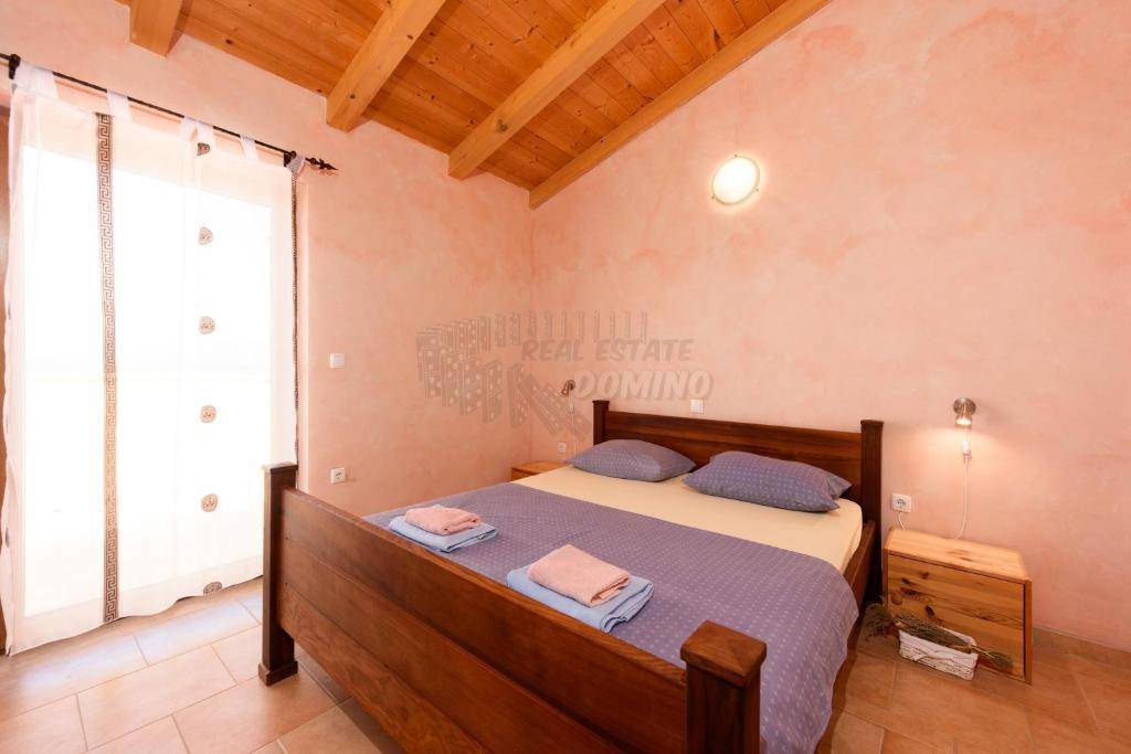 Villa mediterranea unica con piscina, sauna e ampio giardino!