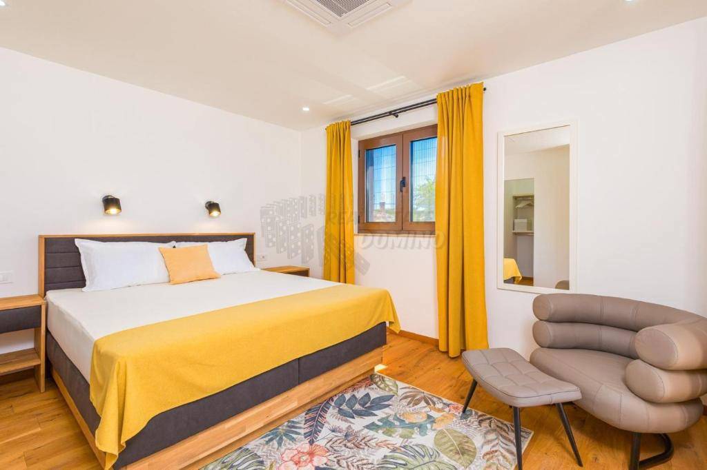 Bellissimo nuovo edificio vicino alla città di Krk!