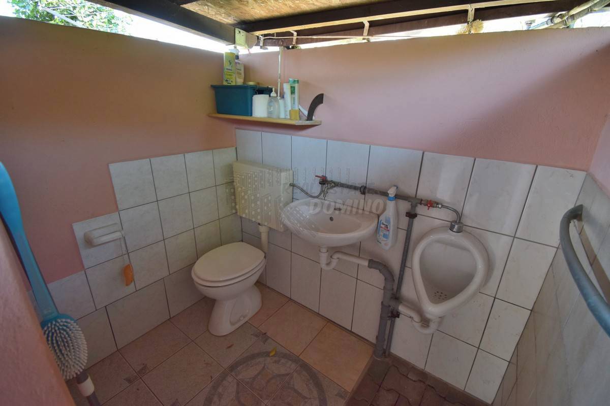 Bellissima casa con 2 appartamenti e garage!! Isola di Krk