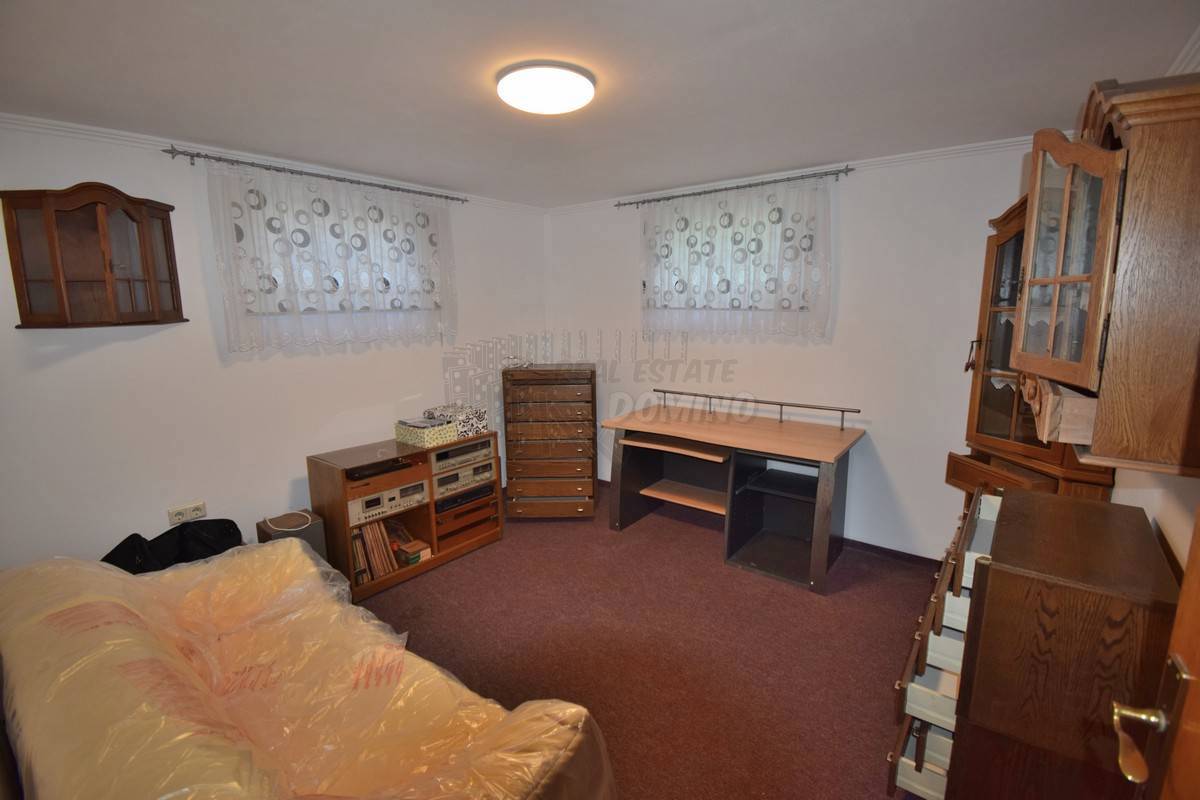 Bellissima casa con 2 appartamenti e garage!! Isola di Krk