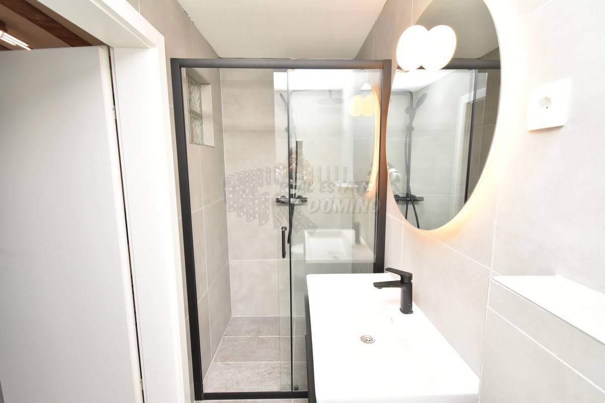 Splendida casa antica in pietra ristrutturata! Punat!