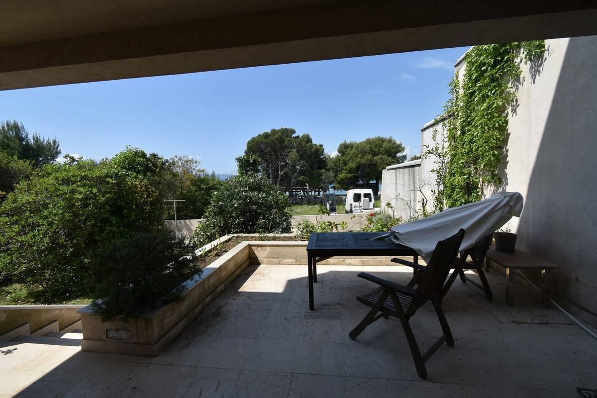 Casa a 50 metri dal mare! Isola di Krk, Punat!