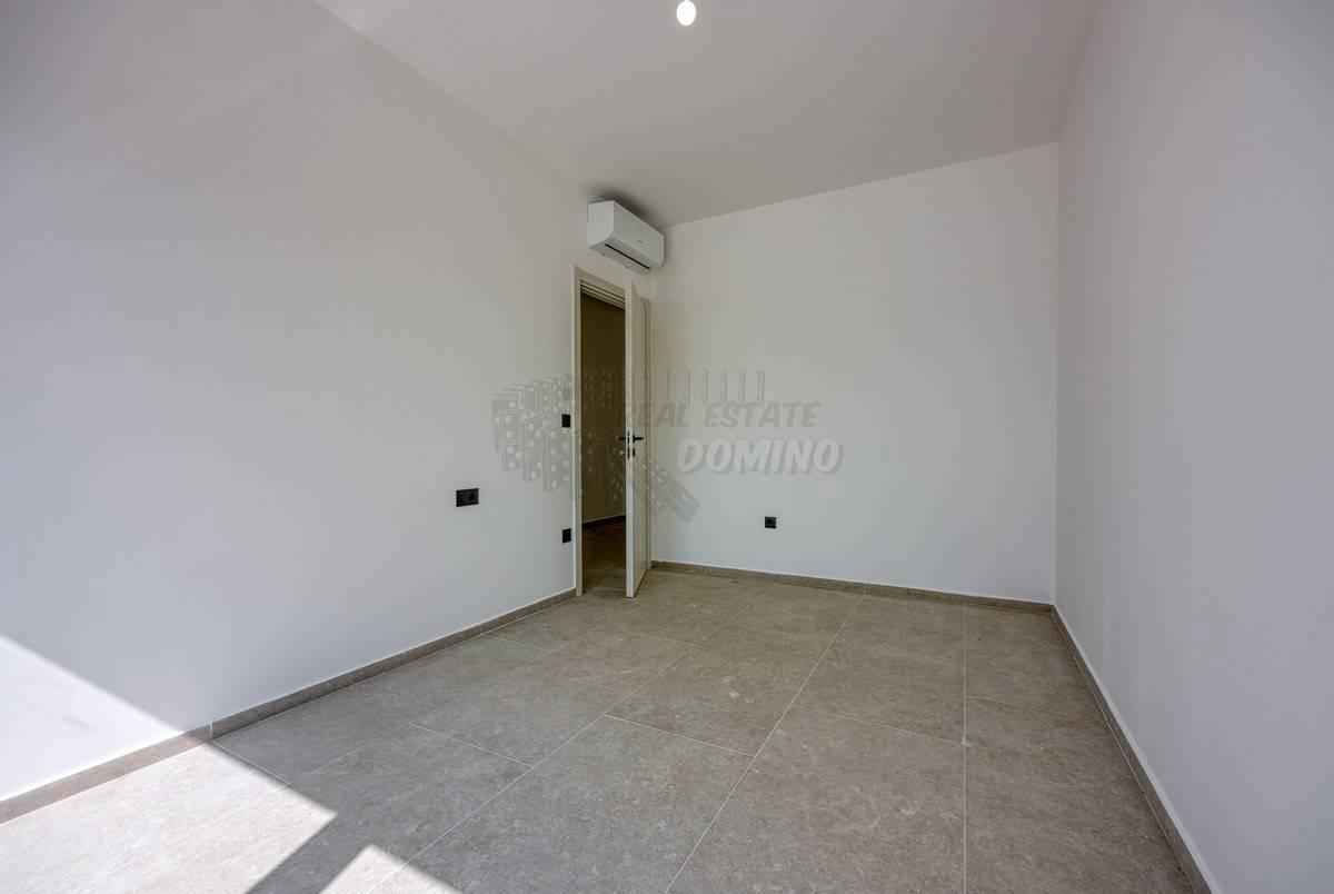 Una casa con terrazza panoramica e vista panoramica! L'isola di Veglia!