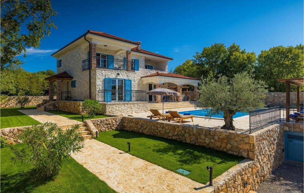 Una villa unica sull'isola di Veglia!