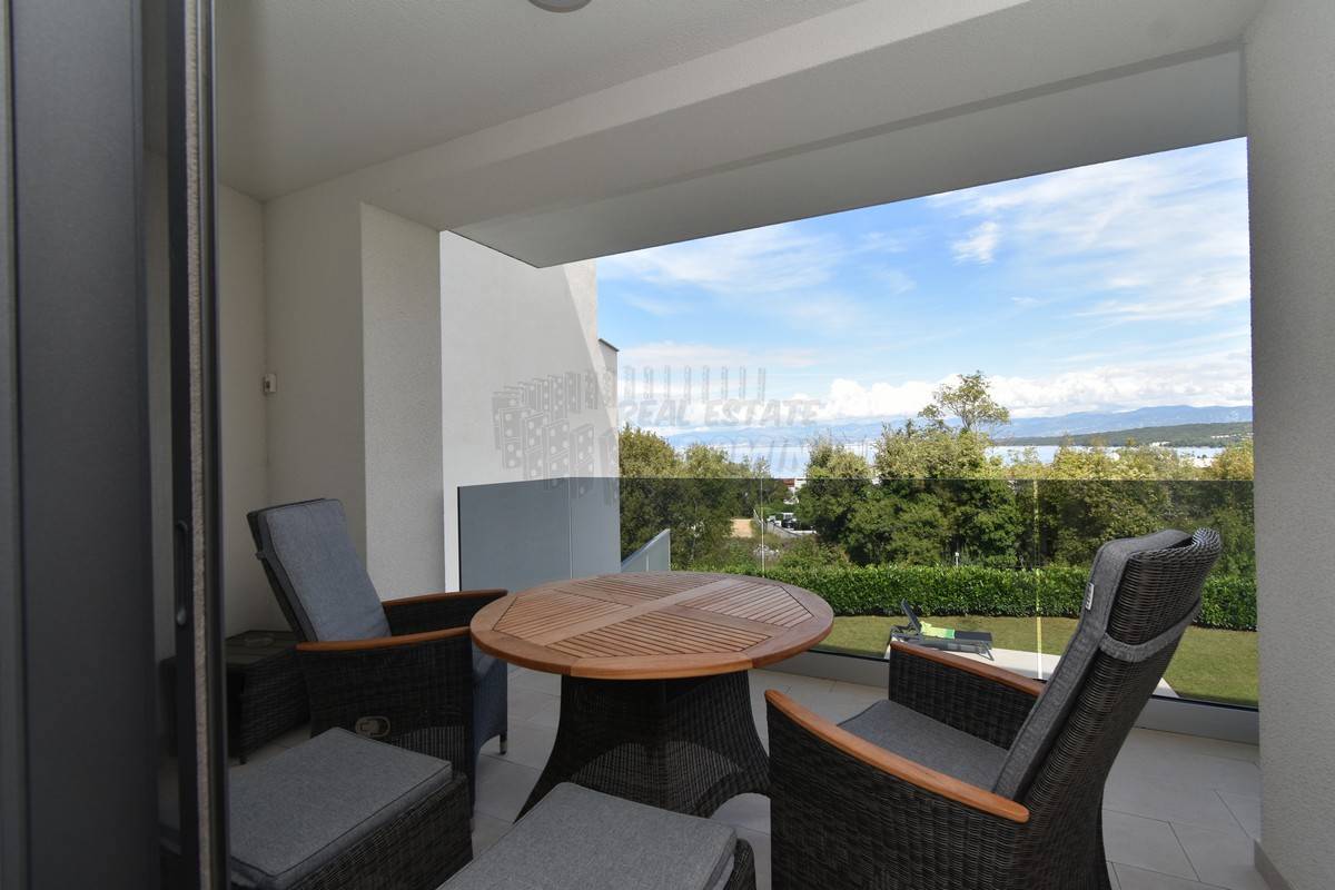 Un appartamento di lusso in una zona esclusiva di Malinska, Rova! Vista mare!
