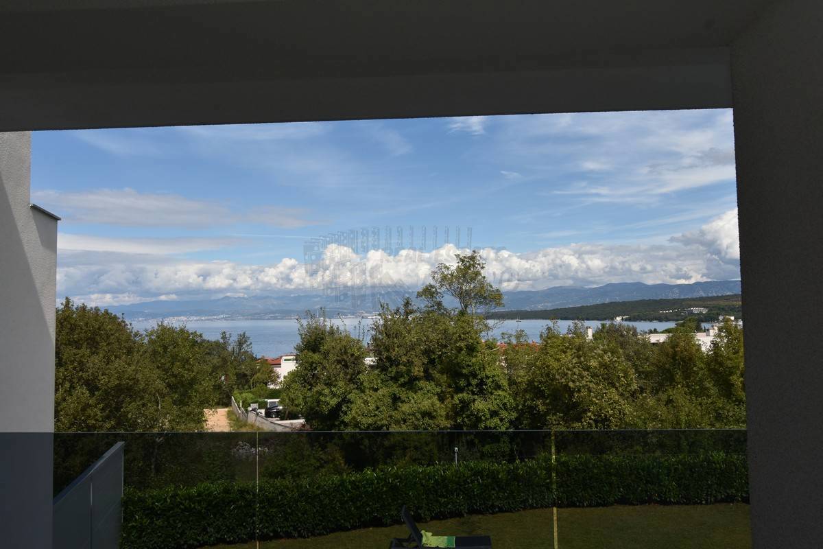 Un appartamento di lusso in una zona esclusiva di Malinska, Rova! Vista mare!