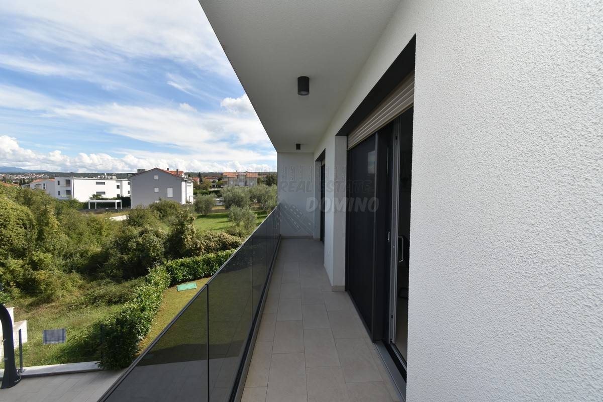 Un appartamento di lusso in una zona esclusiva di Malinska, Rova! Vista mare!