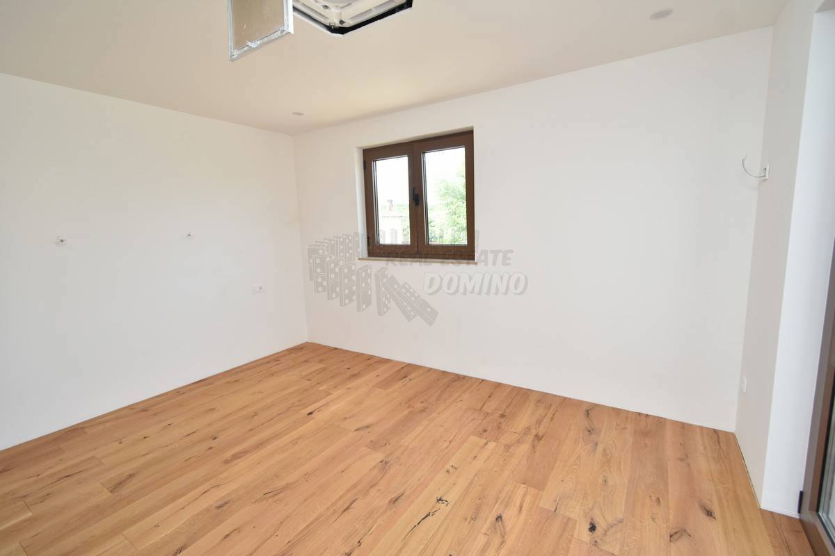 Bellissimo nuovo edificio vicino alla città di Krk!