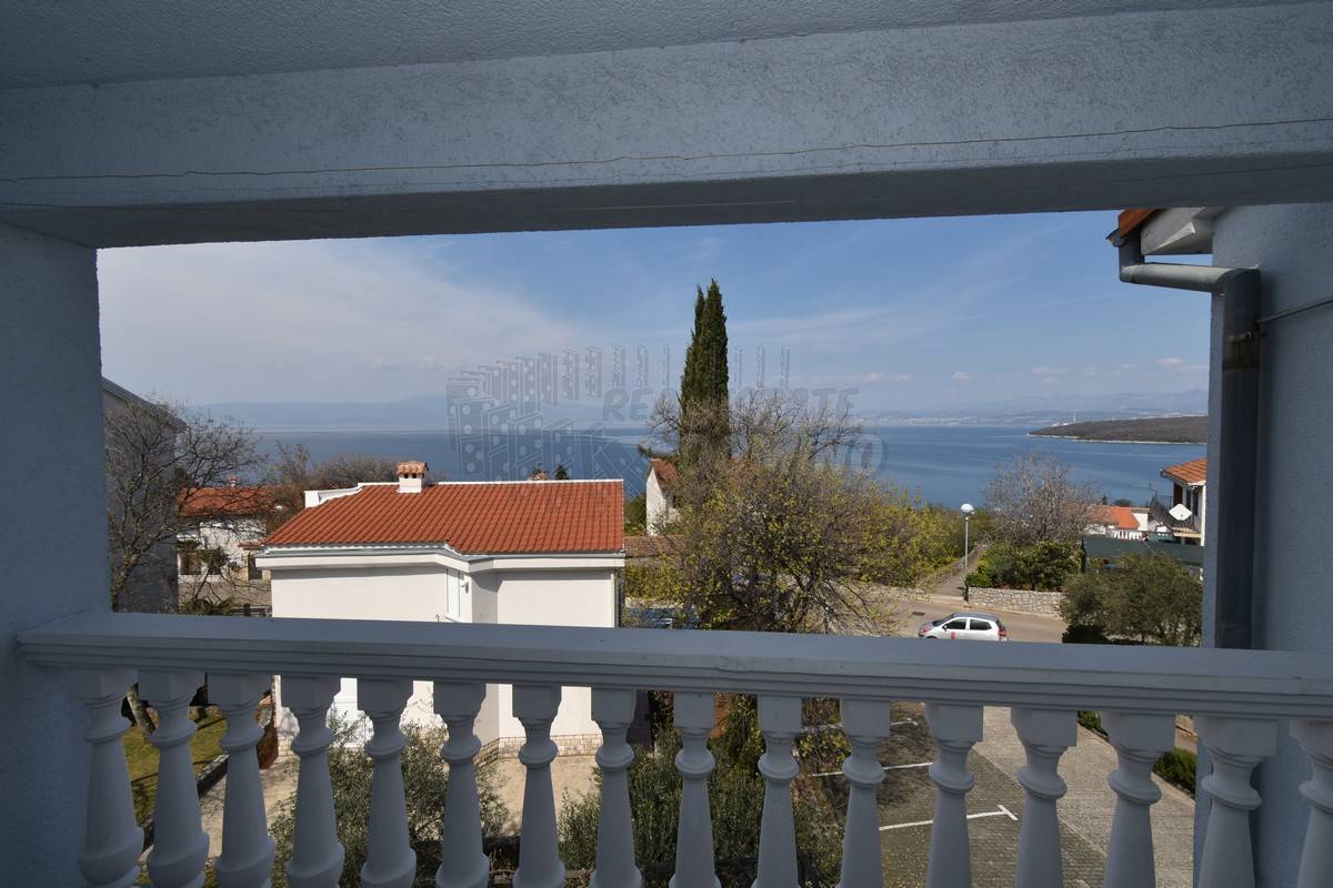 Appartamento con una bellissima vista sul mare!! Njivice!