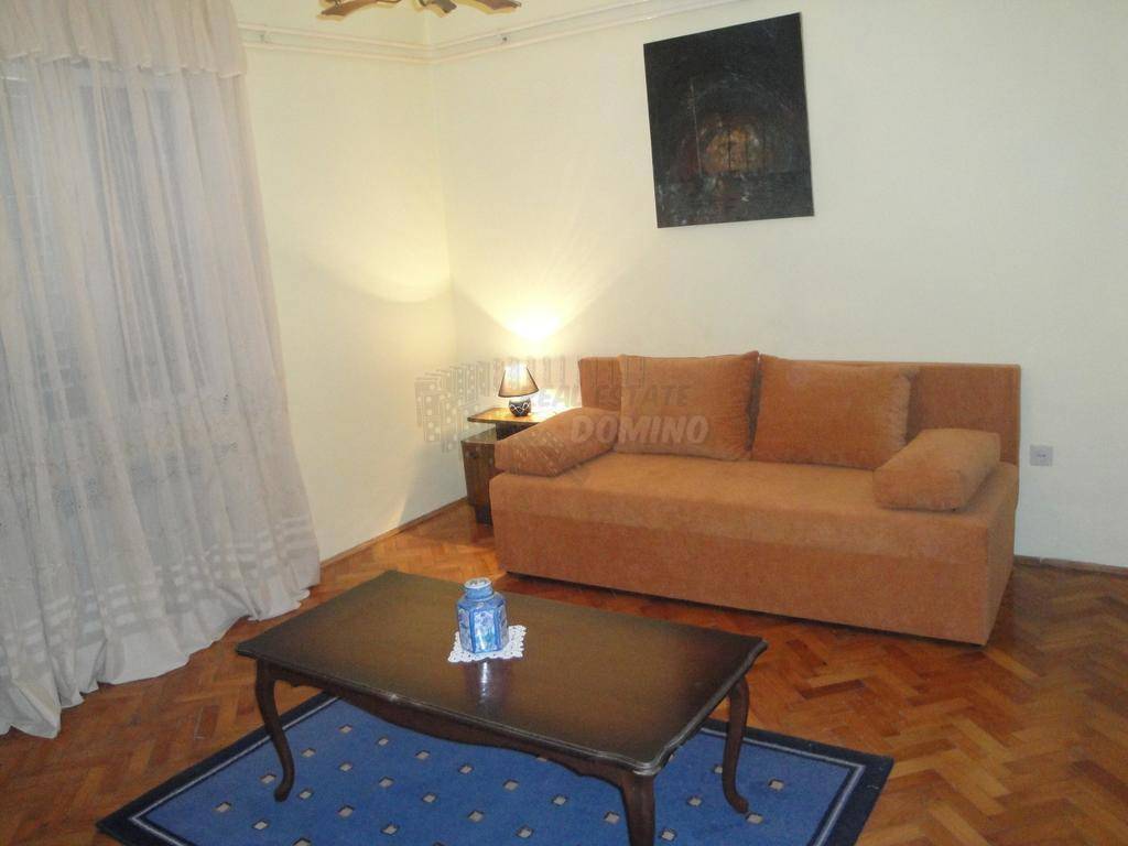 Casa con 3 appartamenti e una bellissima vista! Šilo