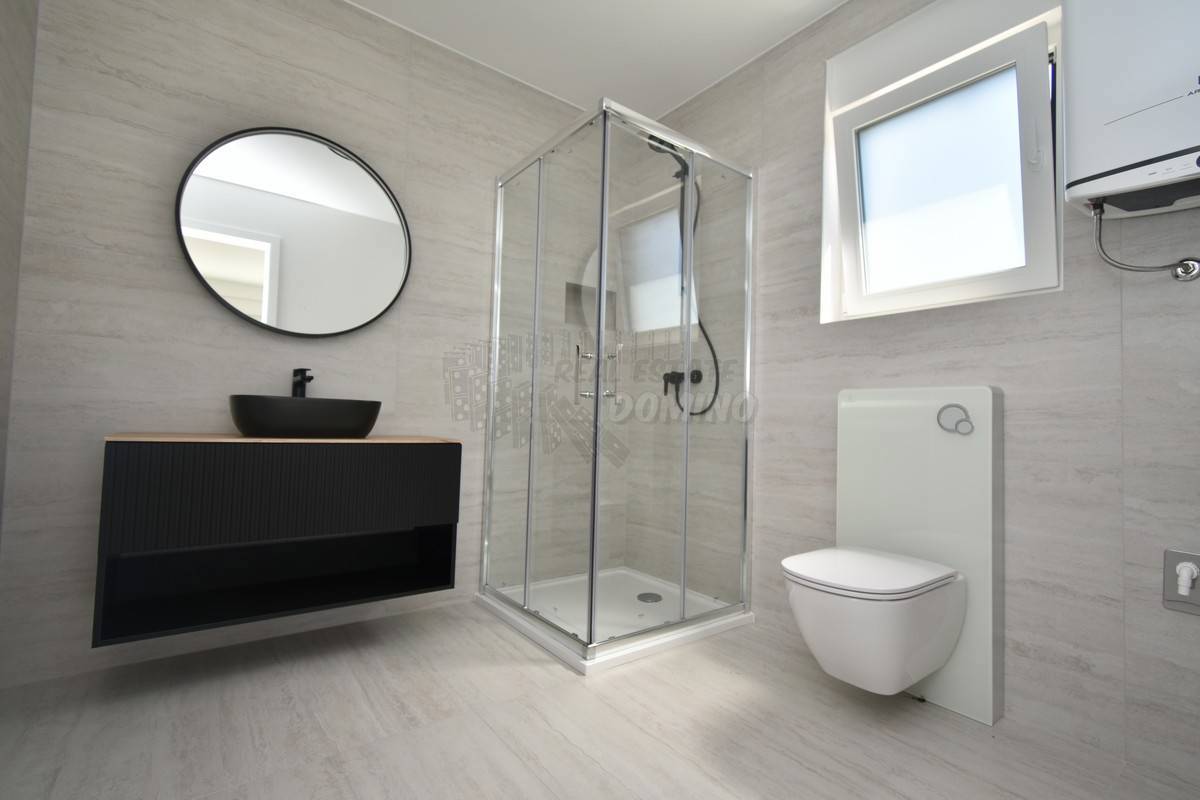 Splendida nuova costruzione con vista mare! Malinska!