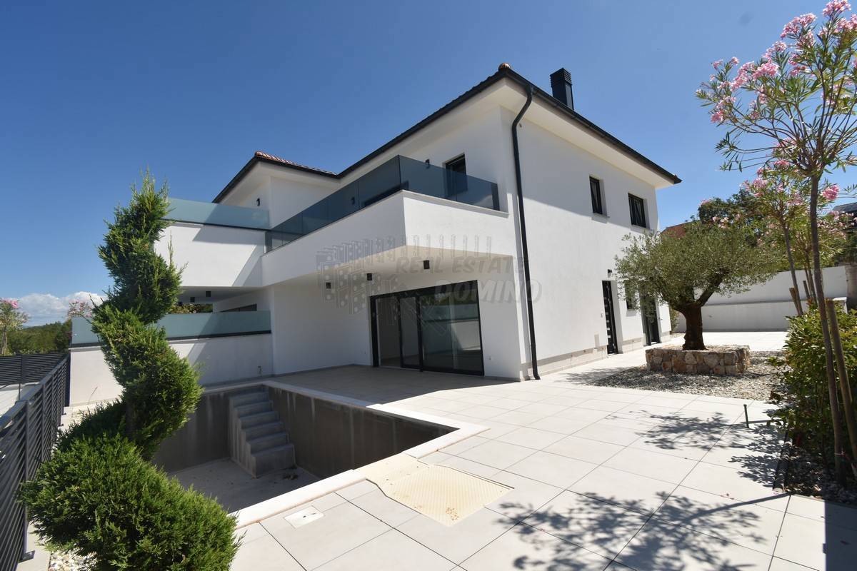 Splendida nuova costruzione con vista mare! Malinska!