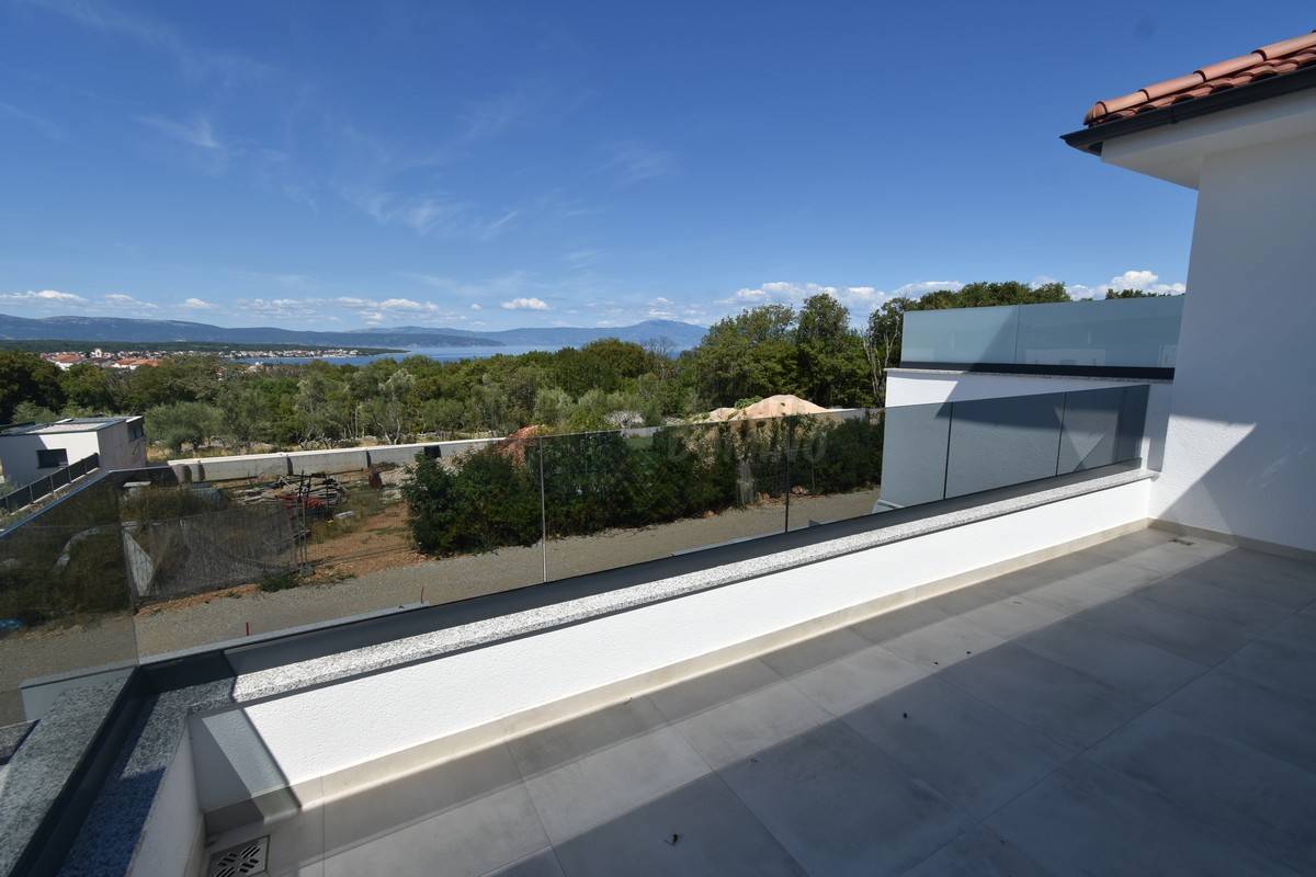 Splendida nuova costruzione con vista mare! Malinska!