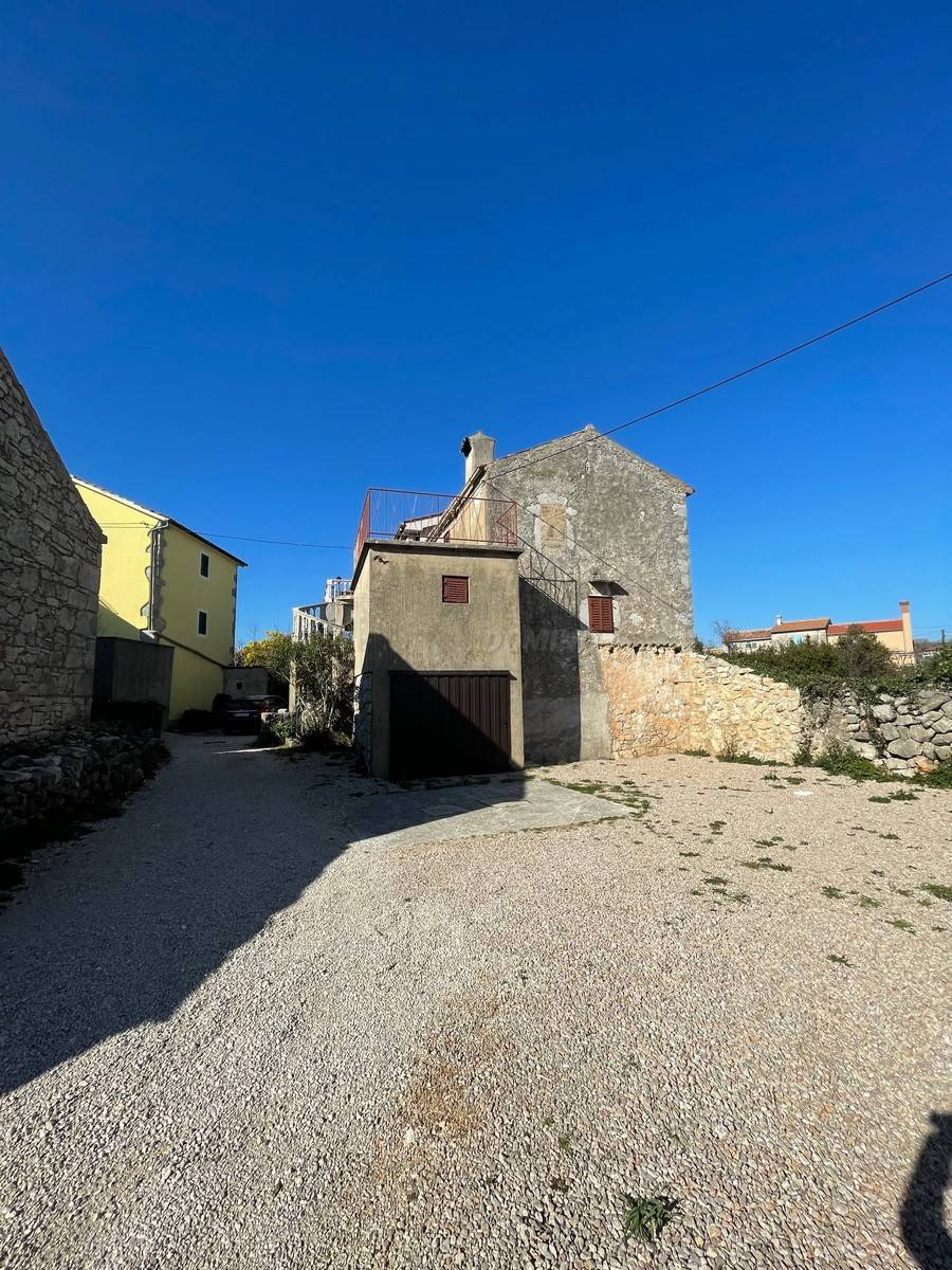 Casa con molto potenziale, isola di Krk