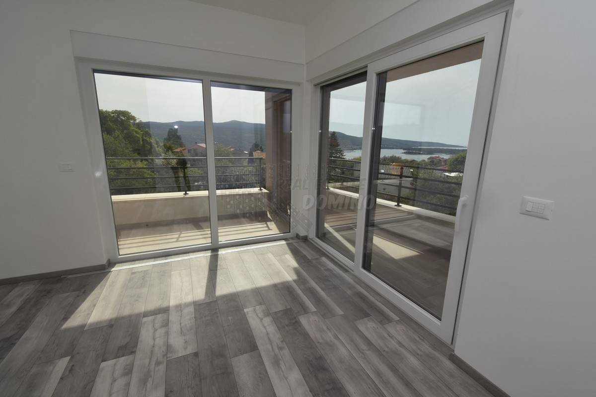 Villa con una bellissima vista sul mare! L'isola di Veglia!