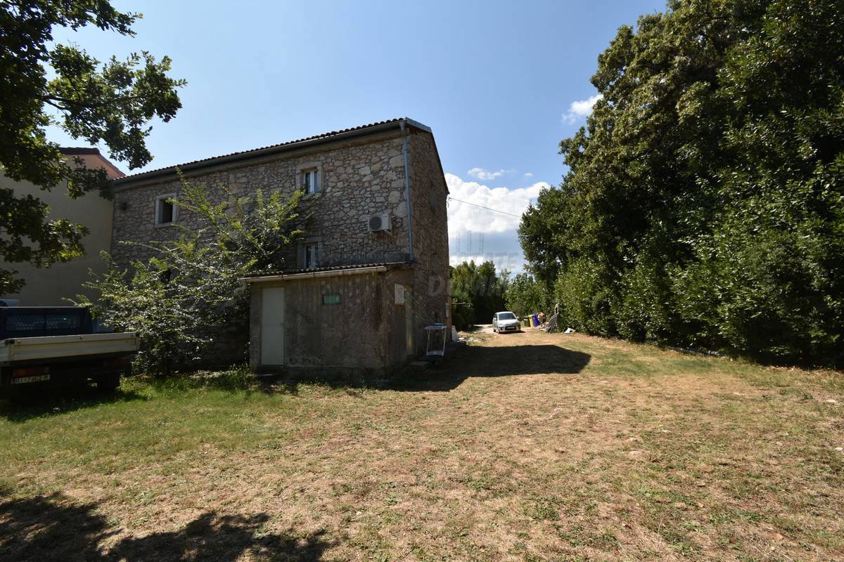 Vecchia casa in pietra parzialmente ristrutturata! Shilo - dintorni