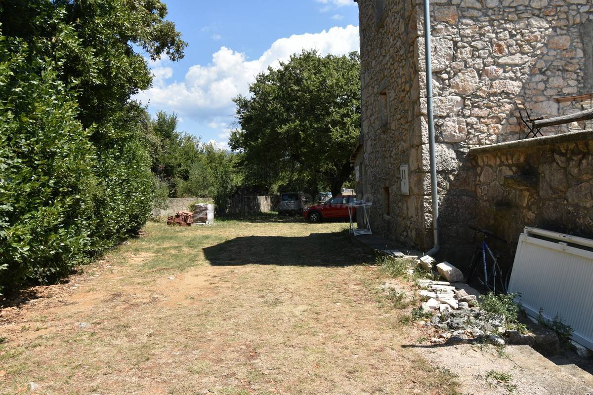 Vecchia casa in pietra parzialmente ristrutturata! Shilo - dintorni