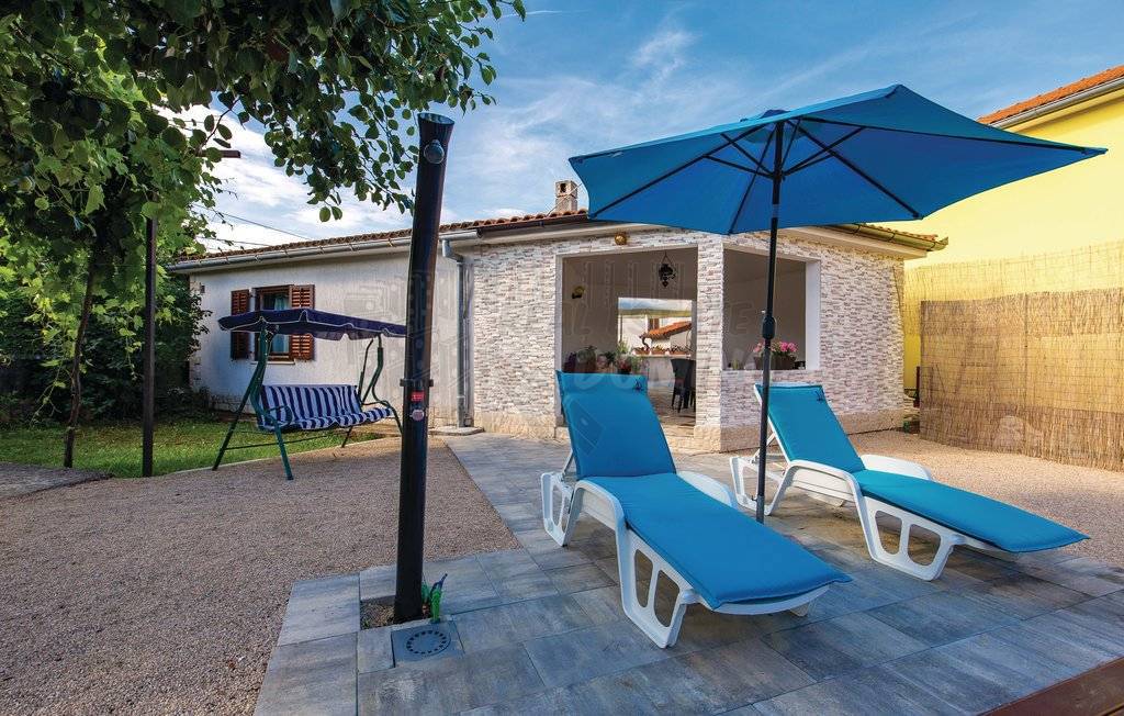 Bella casa con piscina! L'isola di Veglia!