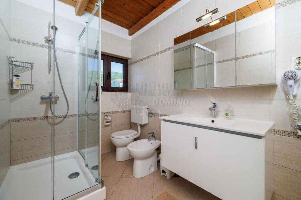 Due case con piscina e sauna! Punat, isola di Veglia