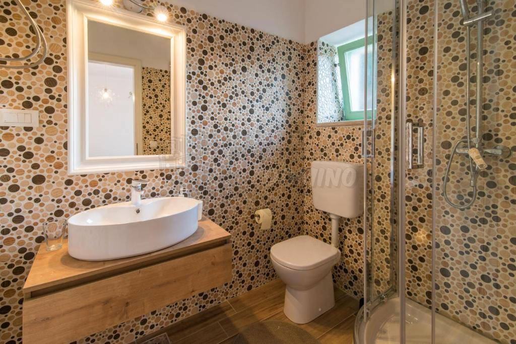 Incantevole villa con giardino e piscina!