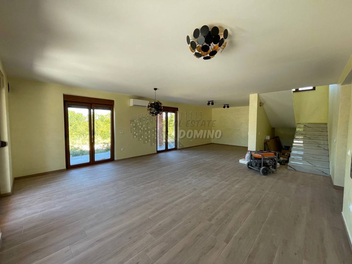 Nuova villa in stile mediterraneo! Isola di Veglia!!