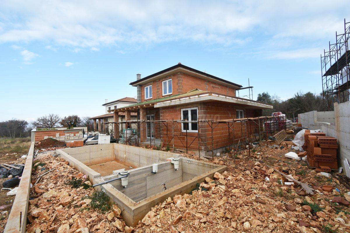 Nuova villa in stile mediterraneo! Isola di Veglia!!