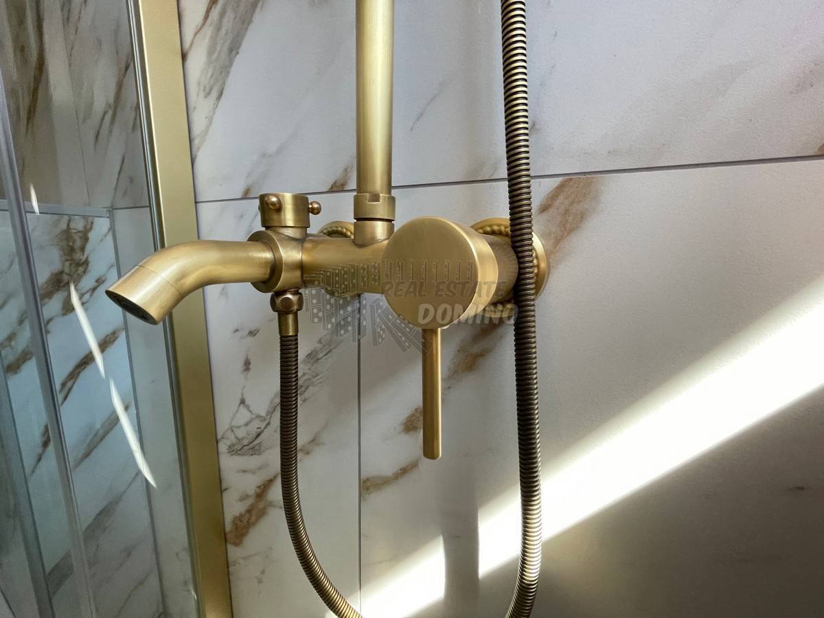 Nuova villa in stile mediterraneo! Isola di Veglia!!