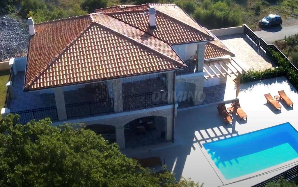 Bella villa con vista mare! L'isola di Krk!