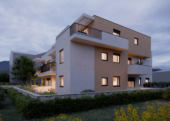 Appartamento al primo piano di un edificio con due camere da letto AP4