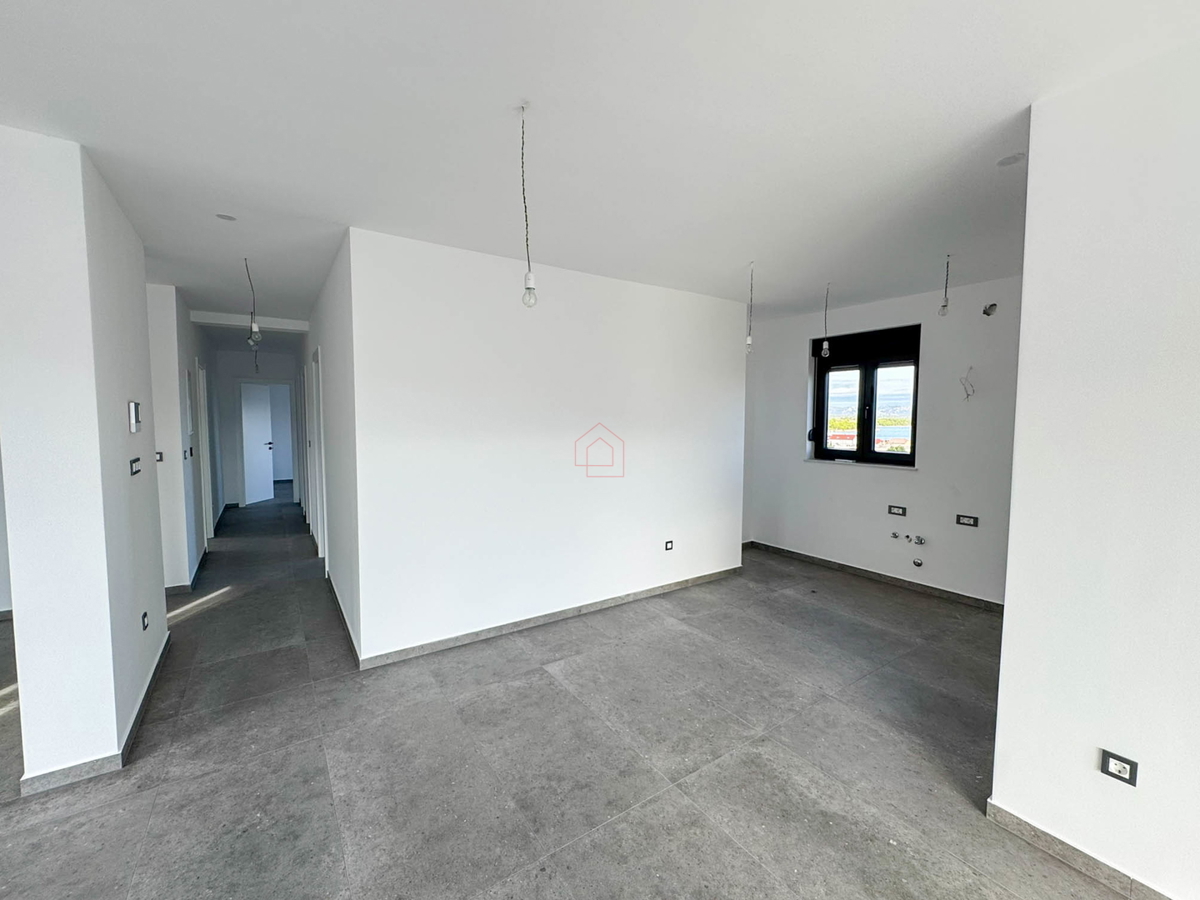 Il più bello attico in vendita sull'isola di Murter con 3 camere da letto.