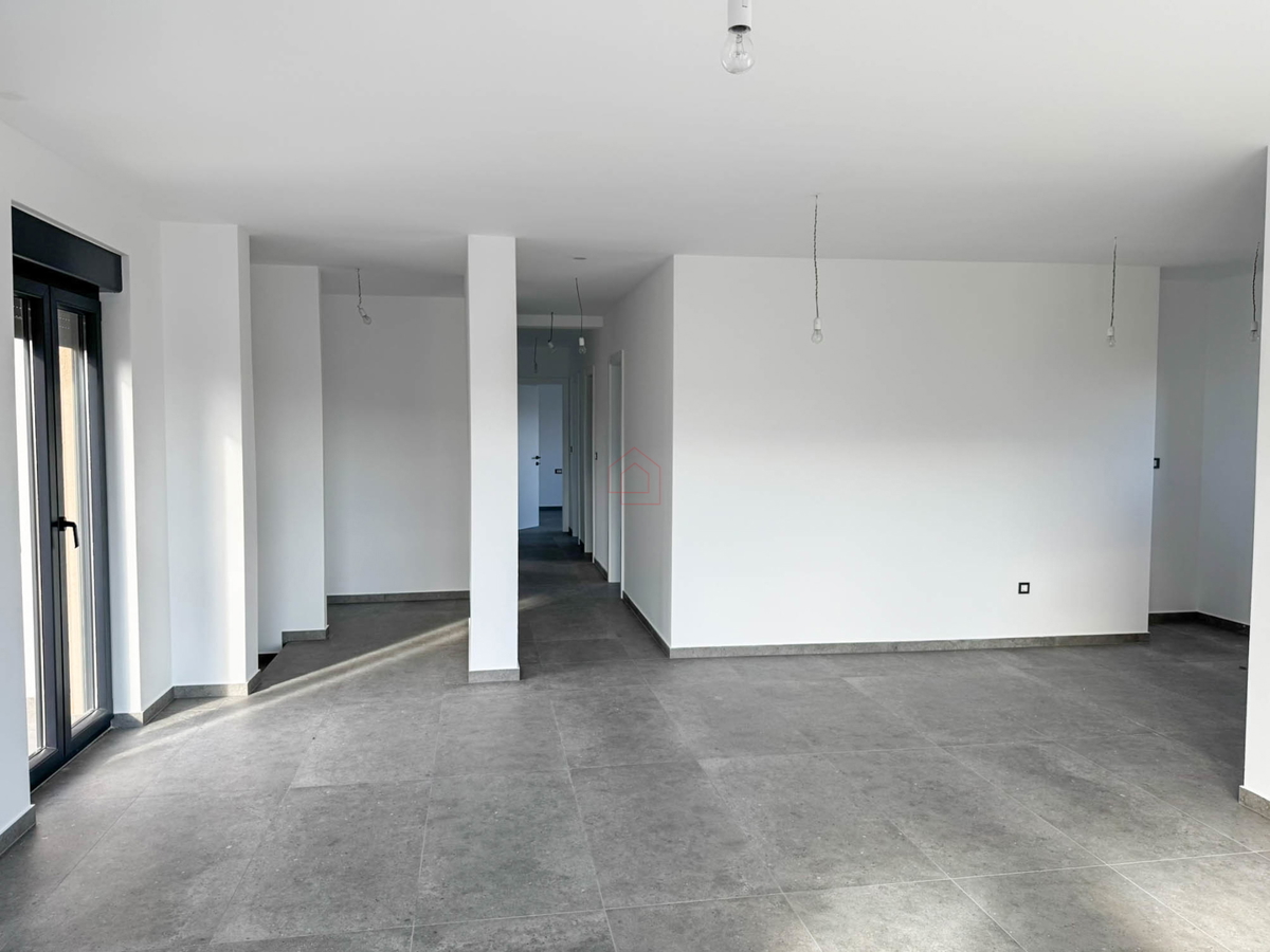 Il più bello attico in vendita sull'isola di Murter con 3 camere da letto.