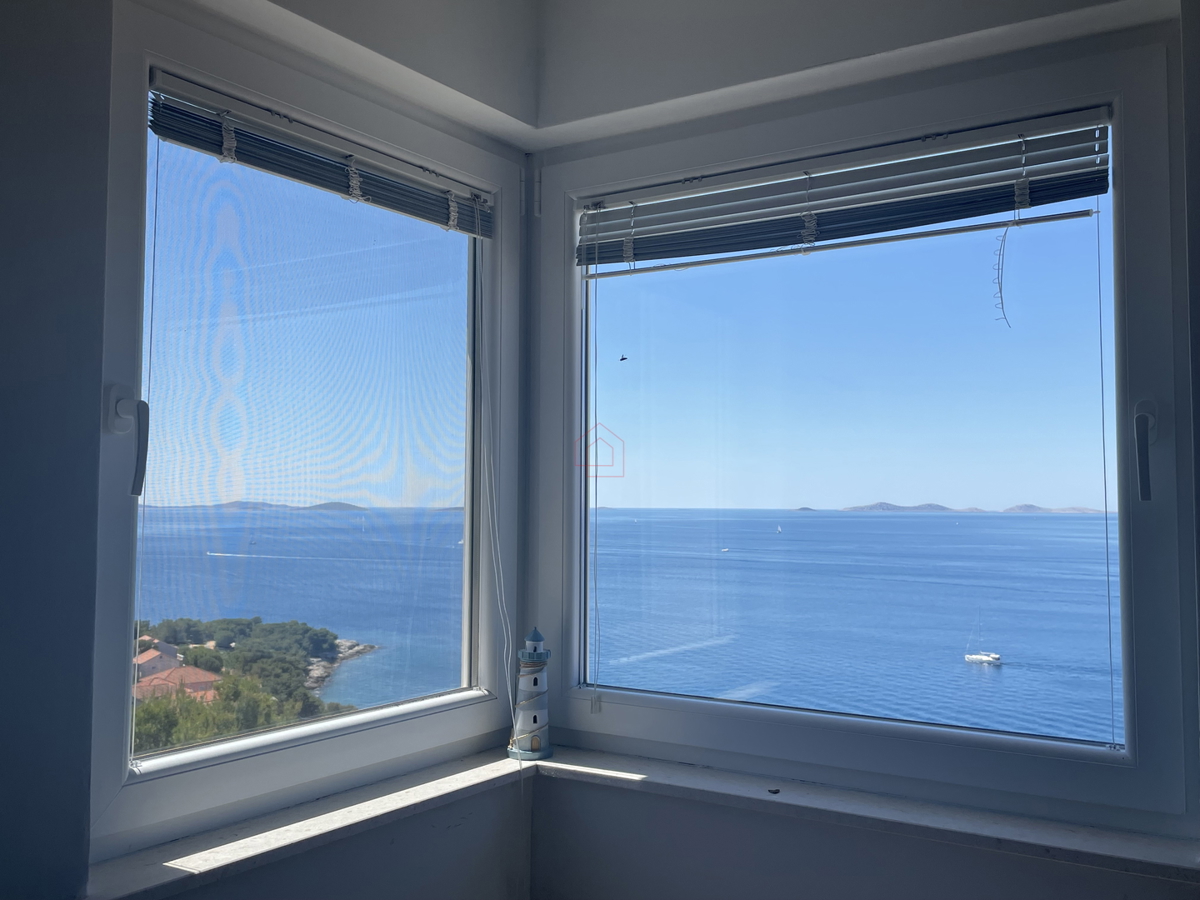 2 appartamenti splendidi con piscina e vista mare - attività di affitto avviata