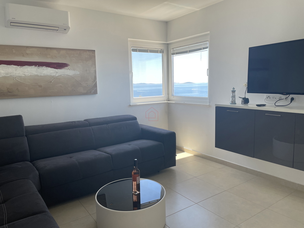 2 appartamenti splendidi con piscina e vista mare - attività di affitto avviata