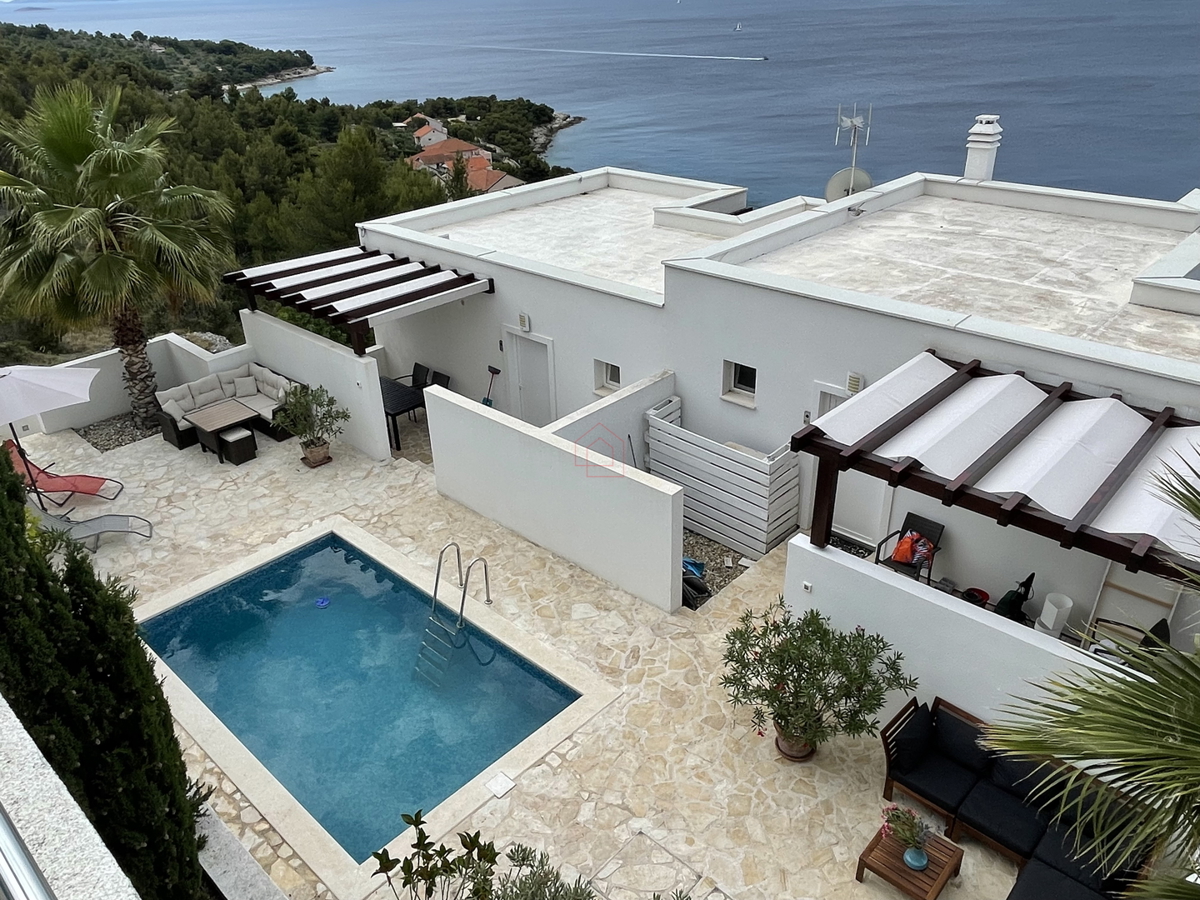 2 appartamenti splendidi con piscina e vista mare - attività di affitto avviata