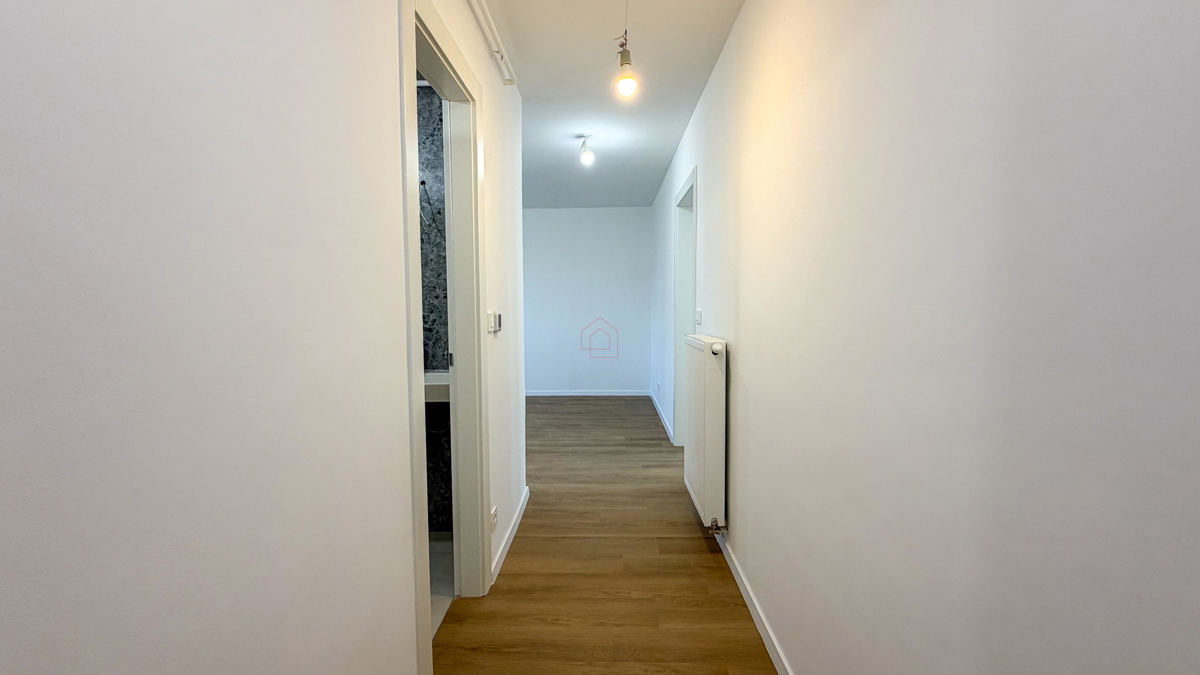 Appartamento trilocale di 50m2 nel quartiere Trnsko