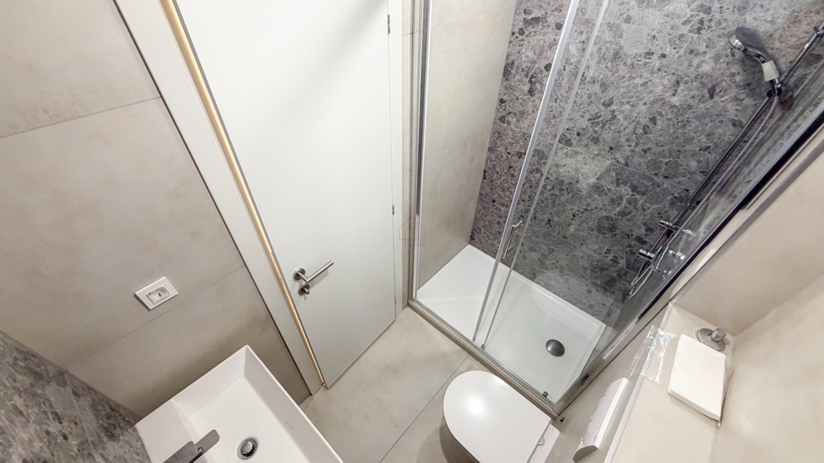 Appartamento trilocale di 50m2 nel quartiere Trnsko