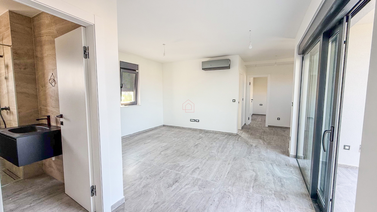 Nuova costruzione 2025 - Appartamento con due camere da letto e vista mare