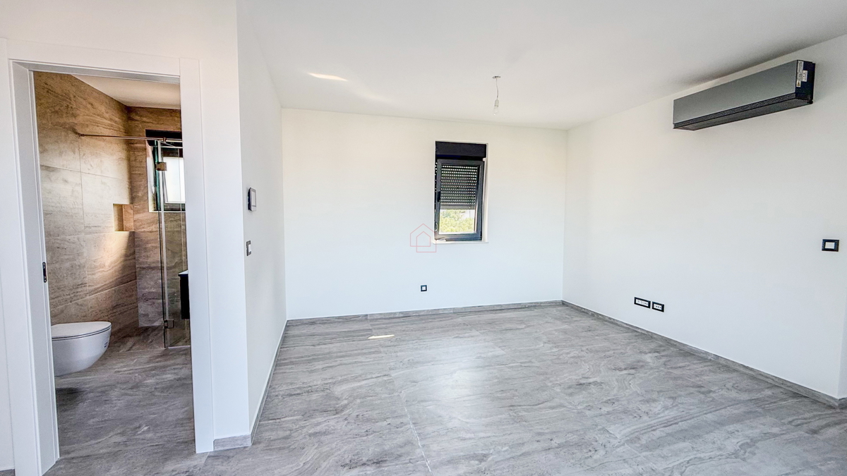 Nuova costruzione 2025 - Appartamento con due camere da letto e vista mare