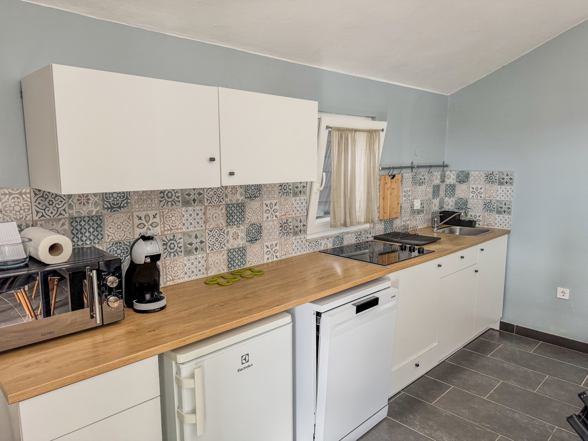 Casa vicino alla spiaggia di Betina con quattro unità abitative