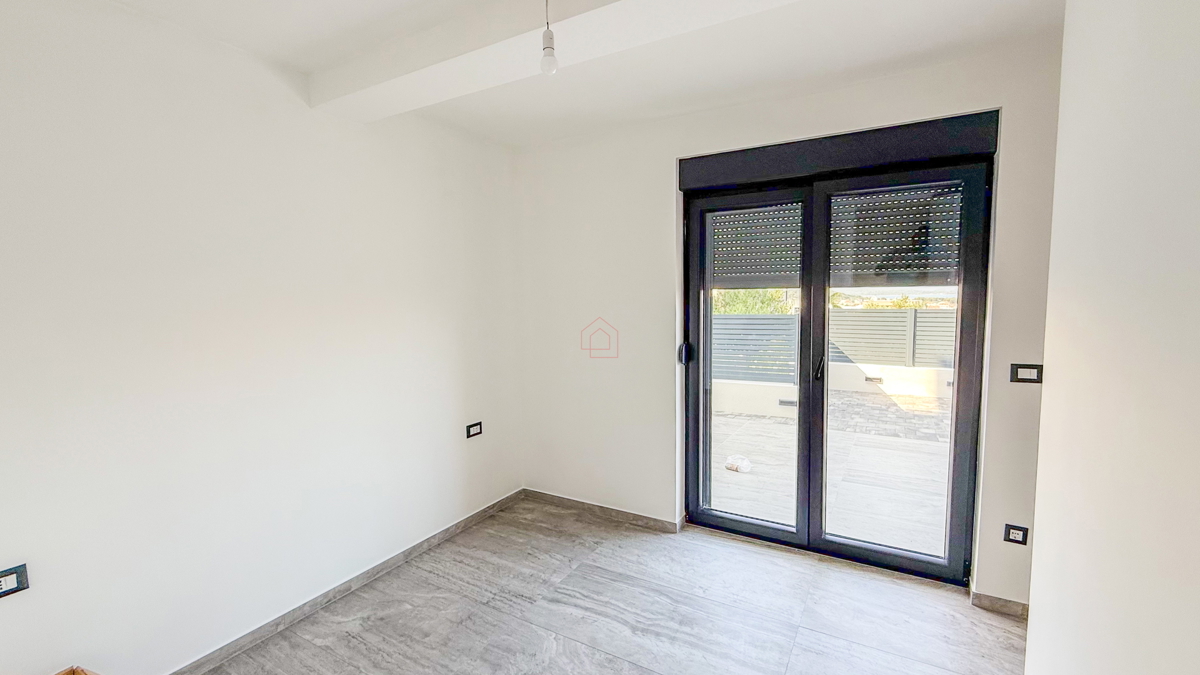 Nuova costruzione 2025 - appartamento con due camere da letto e giardino