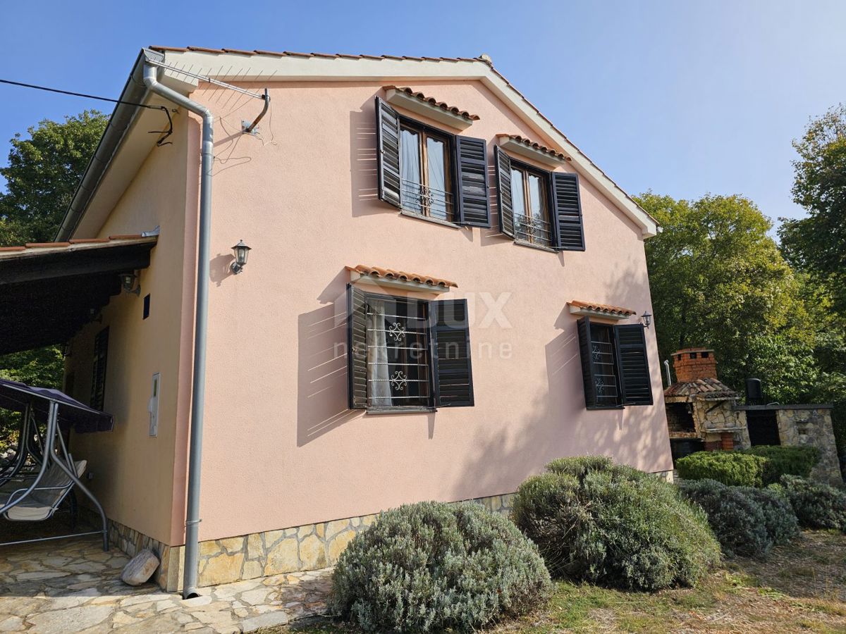 ISOLA DI KRK, VRBNIK (dintorni) - Casa indipendente con due appartamenti