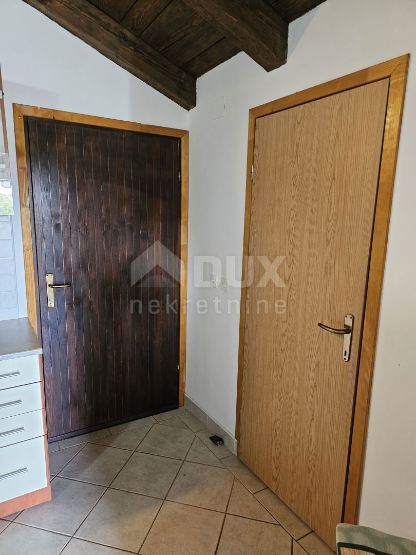 ISOLA DI KRK, VRBNIK (dintorni) - Casa indipendente con due appartamenti