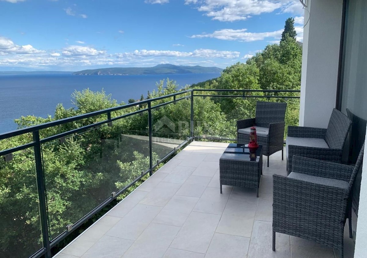 OPATIJA, MEDVEJA - casa 340 m2 con vista sul mare e sull'ambiente 800 m2