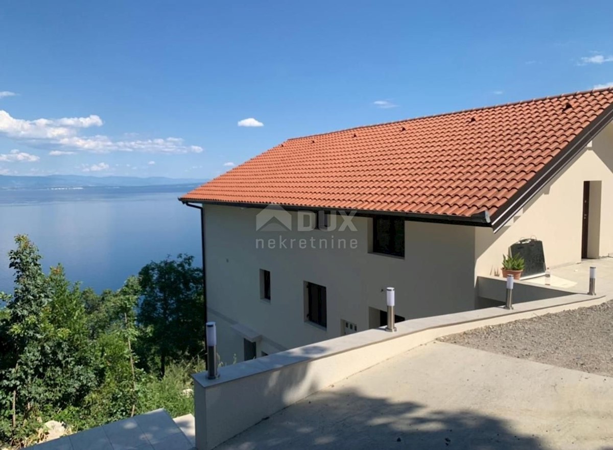 OPATIJA, MEDVEJA - casa 340 m2 con vista sul mare e sull'ambiente 800 m2