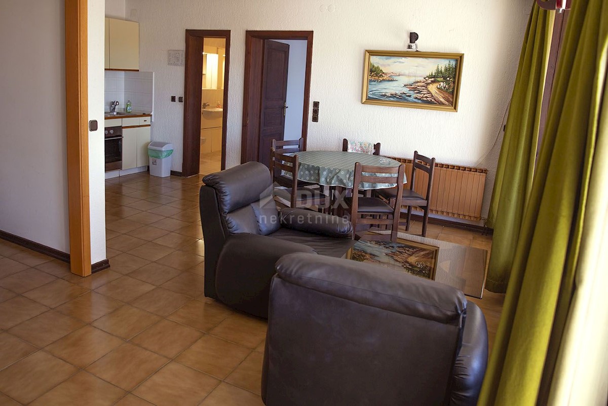 ISTRIA, MEDULIN Palazzina al mare con piscina, taverna e campo da tennis - VISTA MARE!!