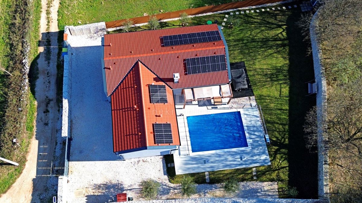 ISTRIA, BARBAN - Casa con piscina