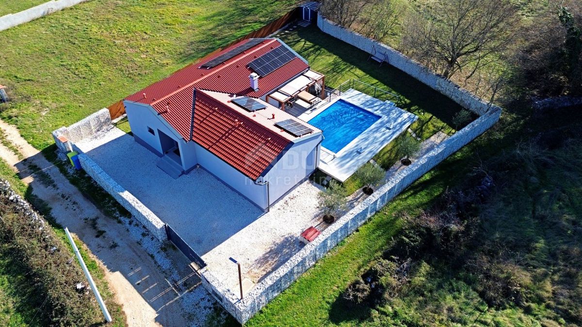 ISTRIA, BARBAN - Casa con piscina