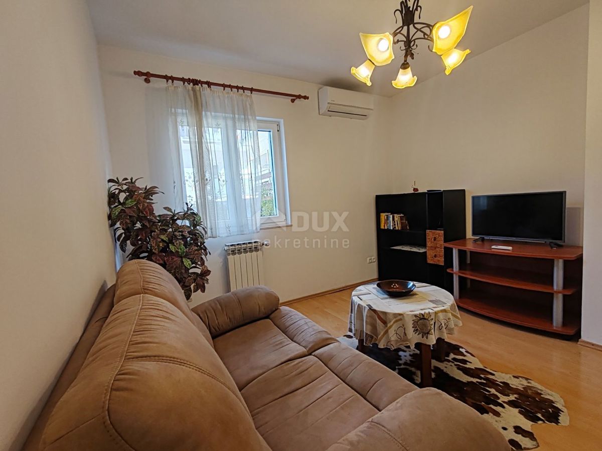 ZADAR, BRODARICA - Casa in ottima posizione, a 50 m dal mare