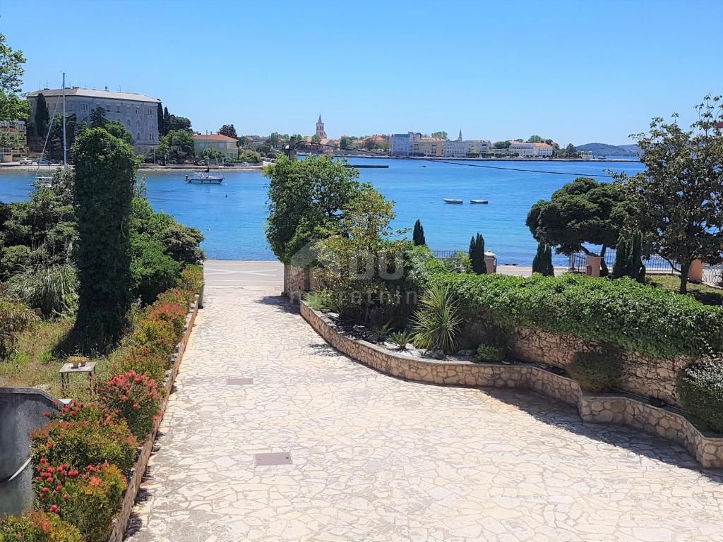 ZADAR, BRODARICA - Casa in ottima posizione, a 50 m dal mare